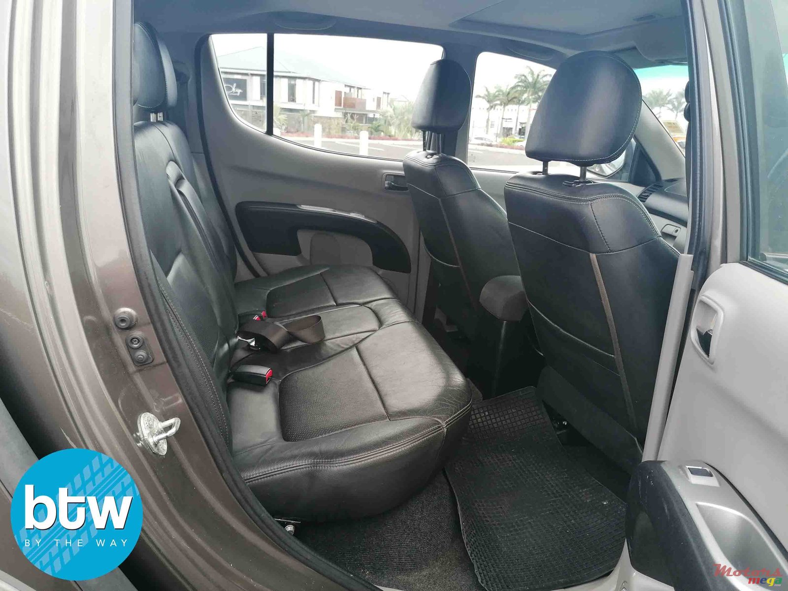 2011' Mitsubishi L 200 Sportero photo #4