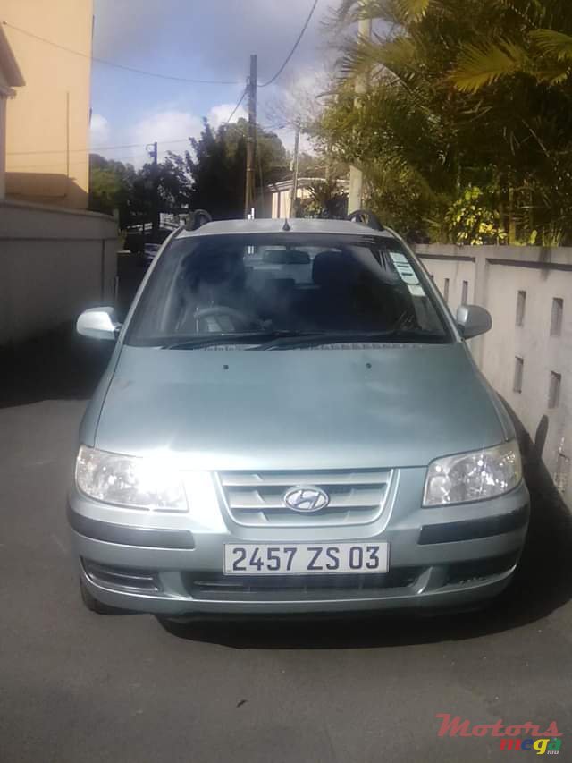 2003' Toyota Matrix photo #2