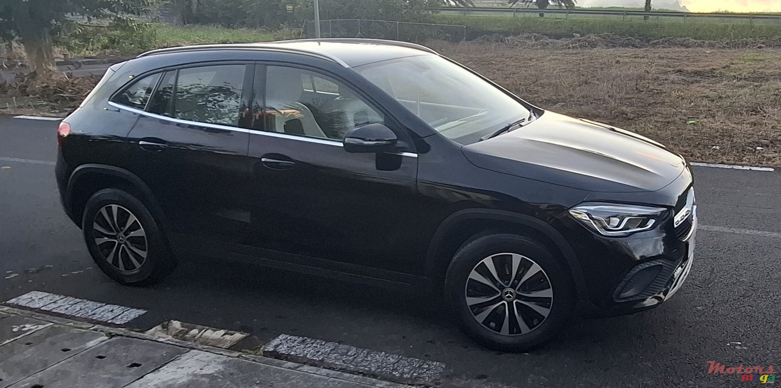 2021' Mercedes-Benz GLA 180 photo #3