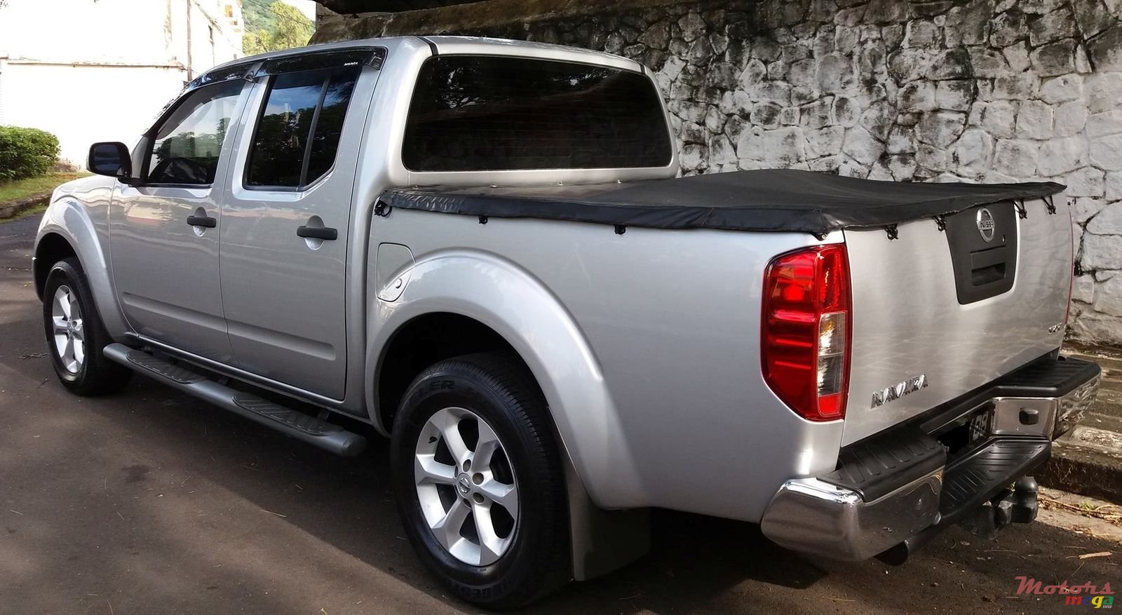 2008' Nissan 200 photo #3