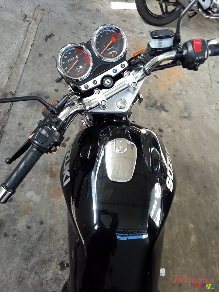 2016' Suzuki EN125 photo #6