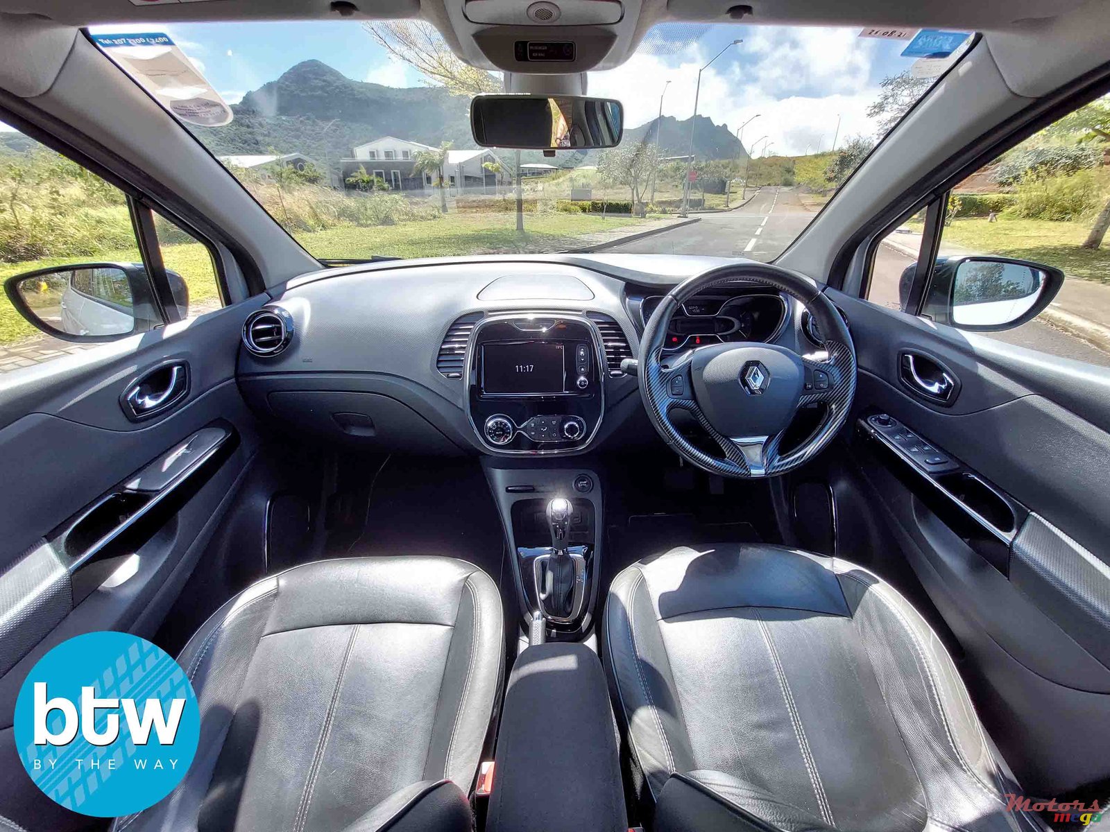 2016' Renault Captur photo #6