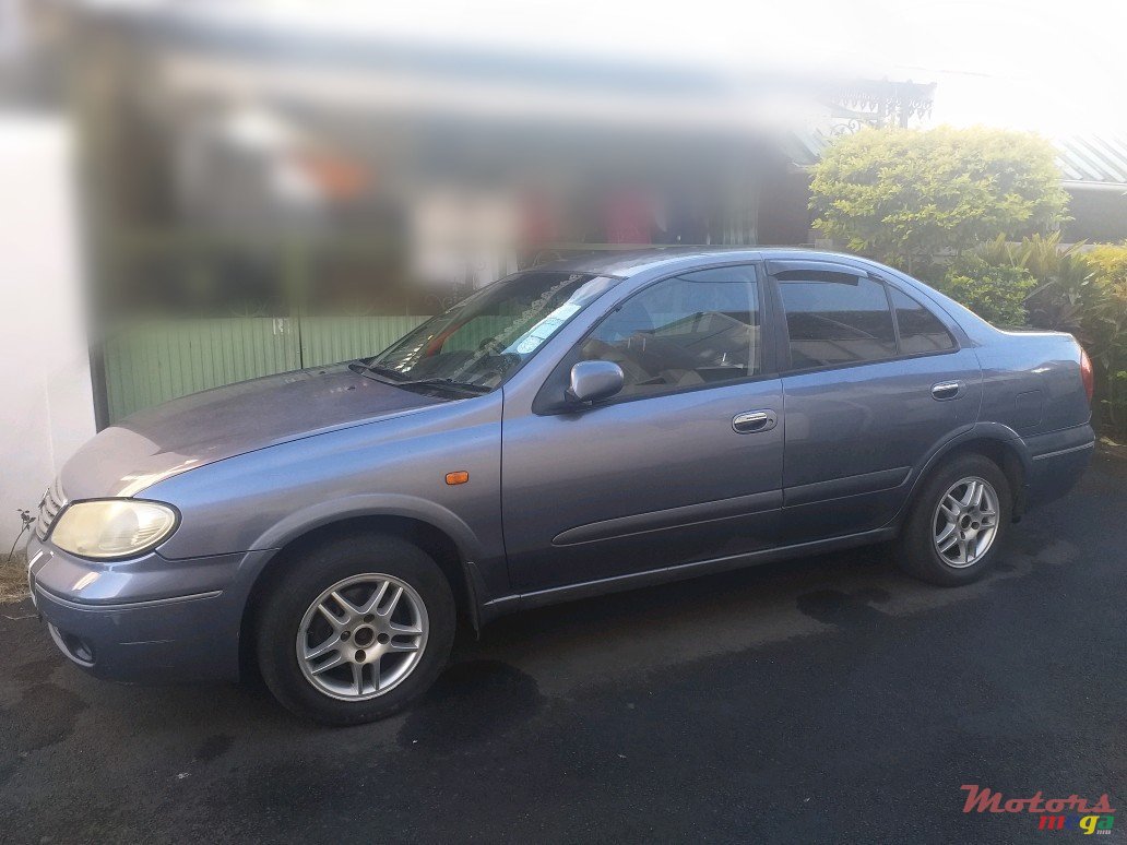 2003' Nissan Sunny photo #3