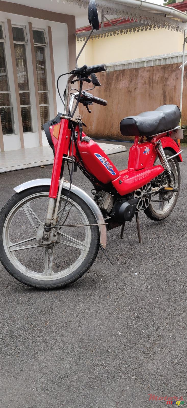 2001' Peugeot photo #4