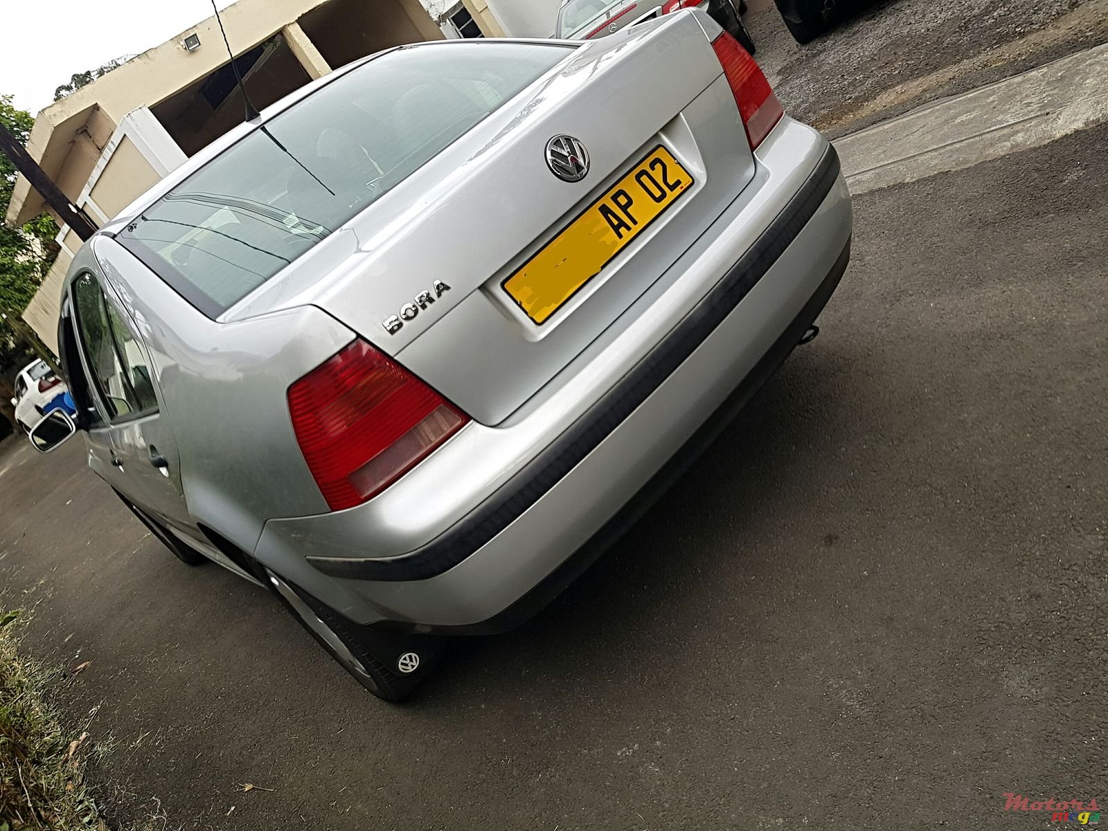 2002' Volkswagen Bora photo #4