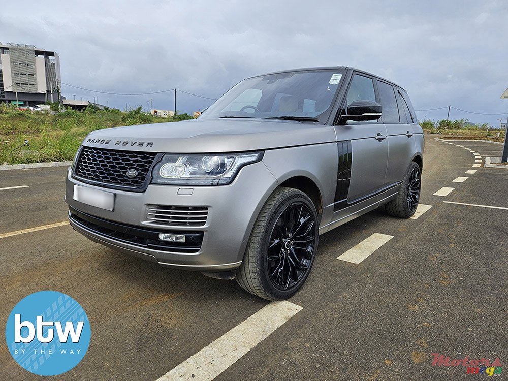 2015' Rover Range Rover Vogue photo #2