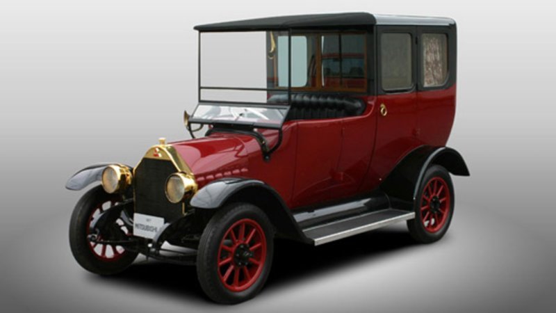 Mitsubishi celebrates 100-year-old car with PHEV re-creation