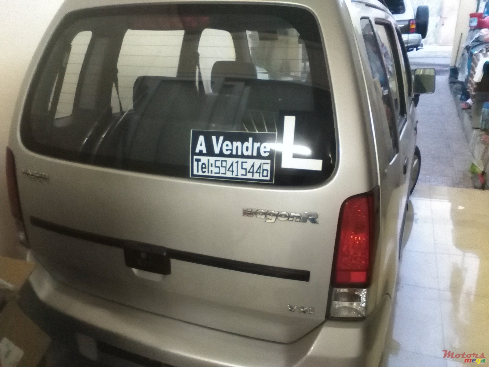 2005' Suzuki Wagon R+ photo #2