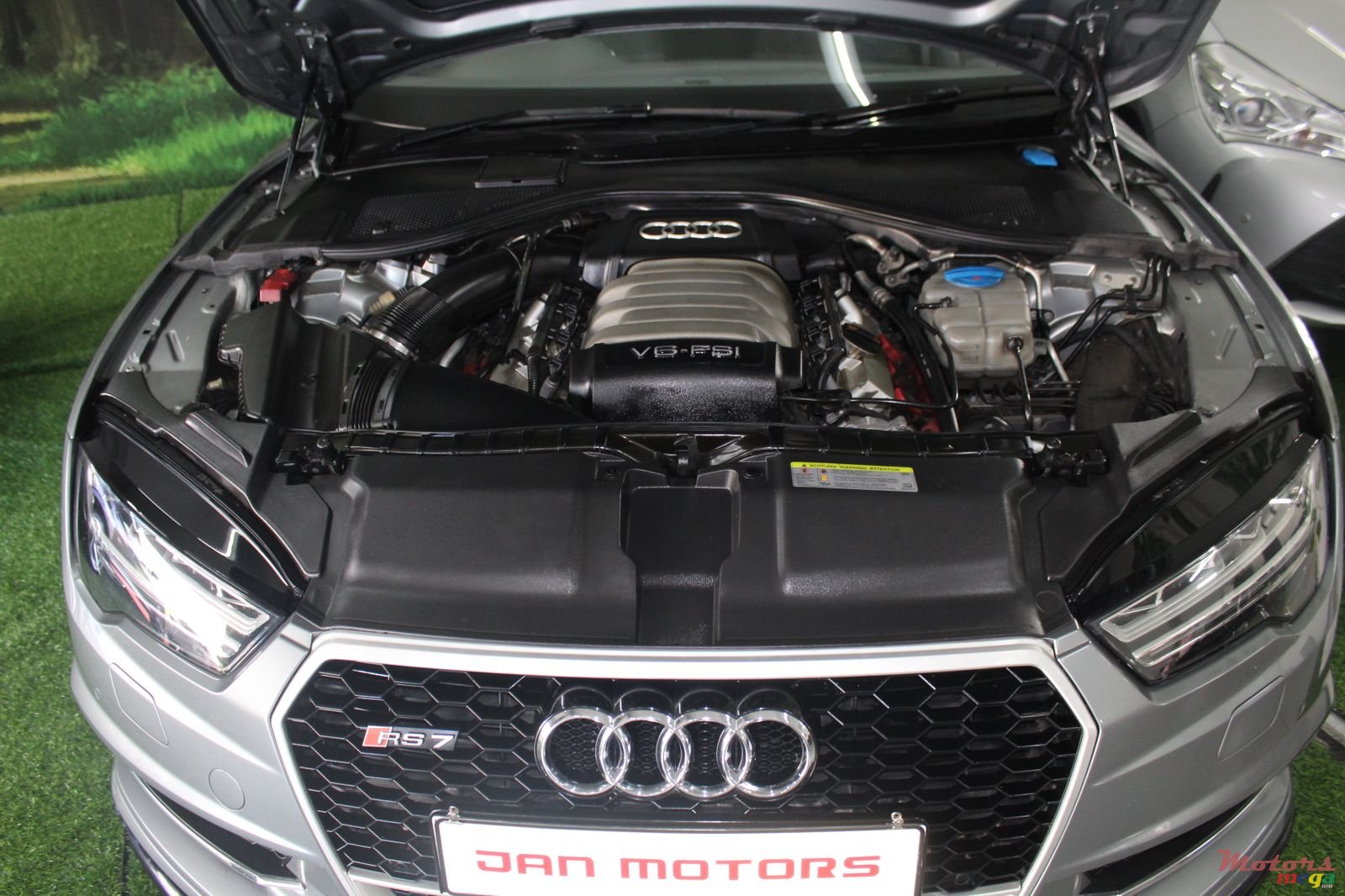 2011' Audi A7 photo #2