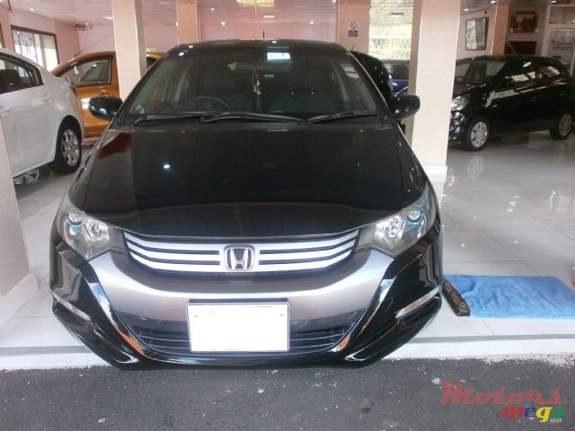 2011' Honda Insight Hybrid photo #1