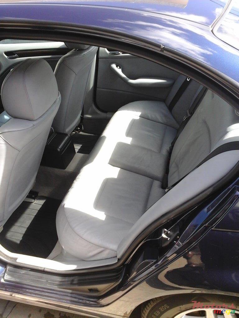 2001' BMW 318 photo #3