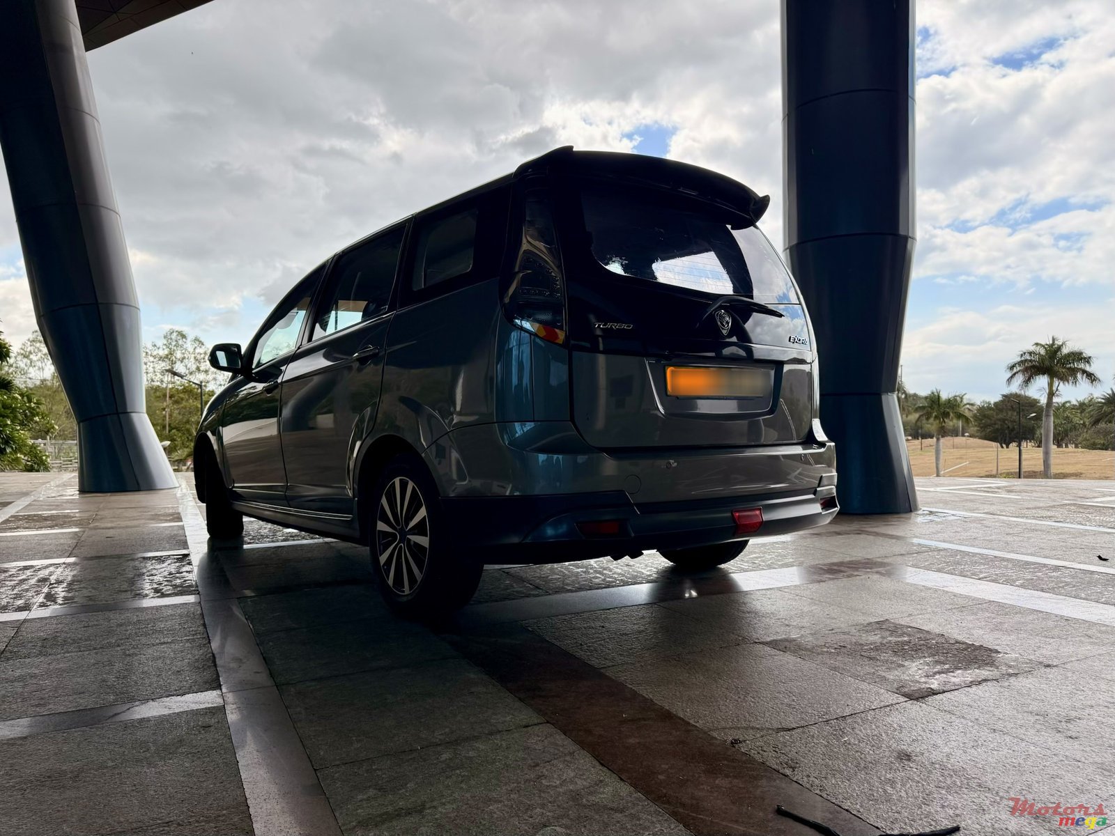 2021' Proton Proton Exora photo #5