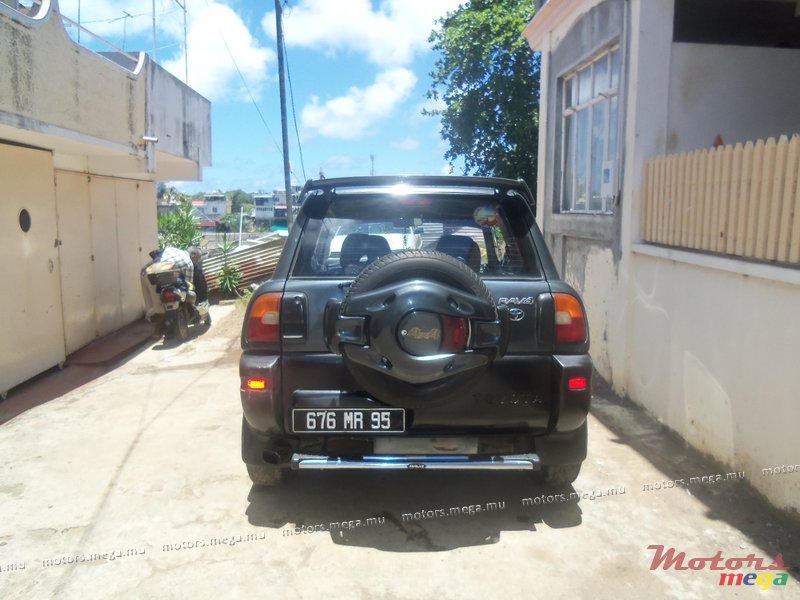 1995' Toyota nil photo #1