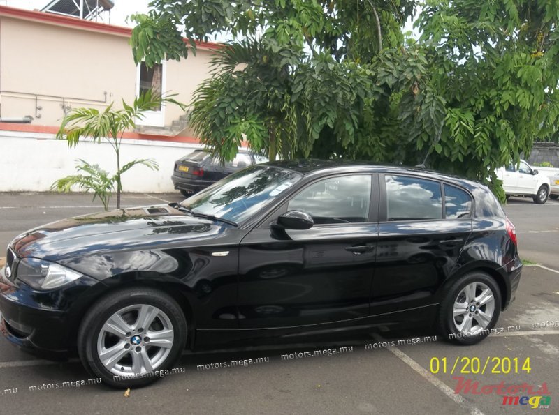 2009' BMW 3 Series Coupe photo #3