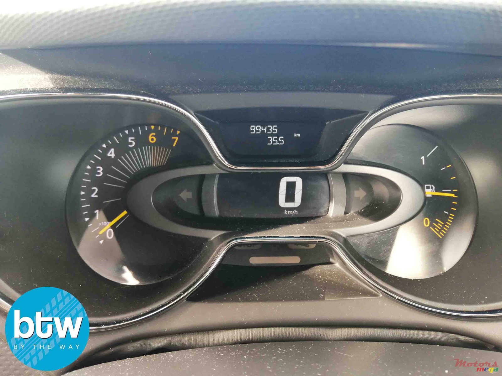 2014' Renault Captur photo #7