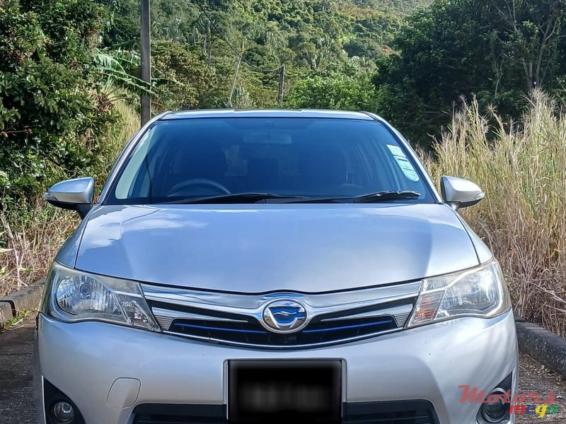 2014' Toyota Fielder photo #1