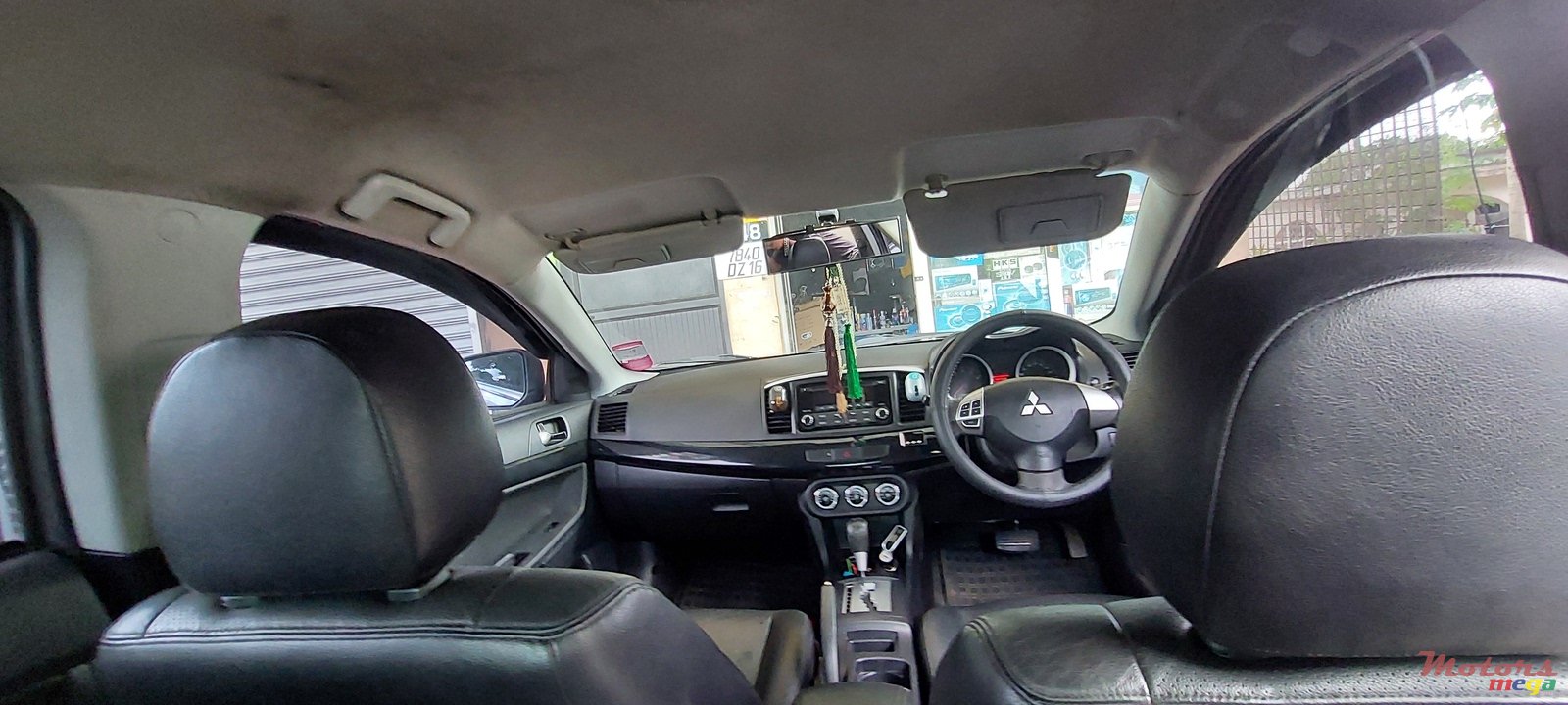 2016' Mitsubishi Lancer Ex photo #2