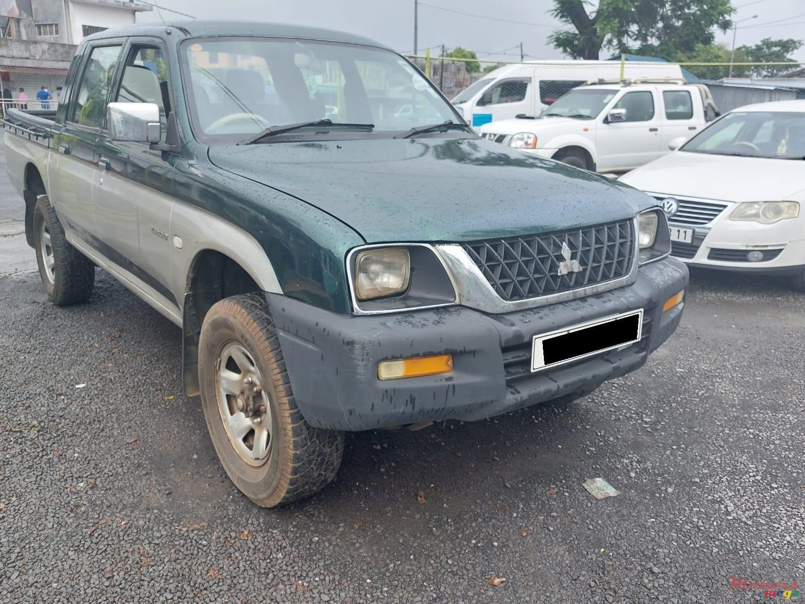 2003' Mitsubishi L 200 photo #2