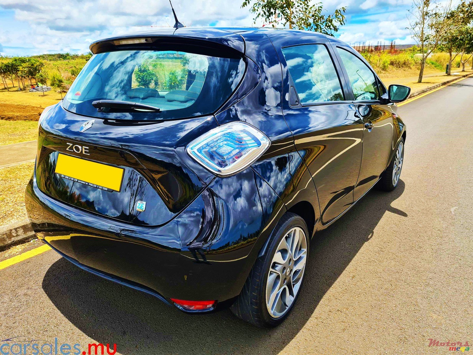 2017' Renault Zoe 66kW photo #4