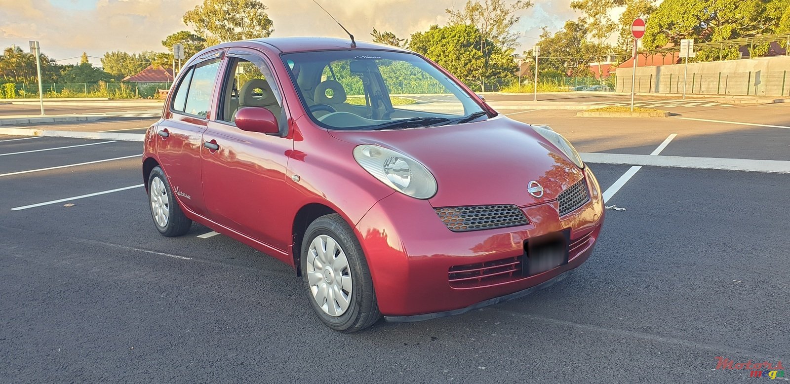 2004' Nissan March Ak12 photo #1