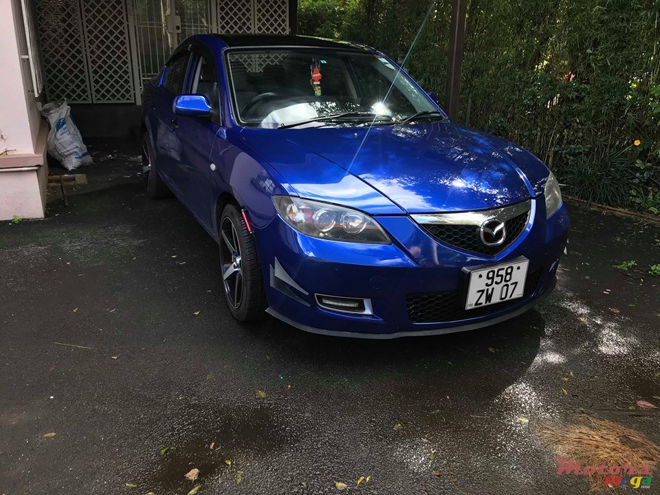 2007' Mazda Axela 3 photo #7