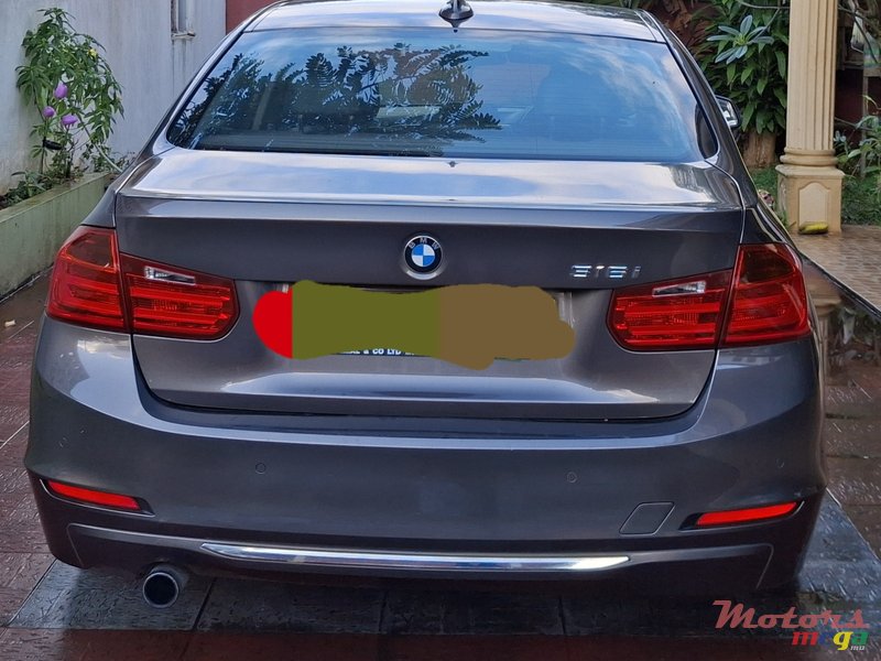 2015' BMW 3 Series photo #3