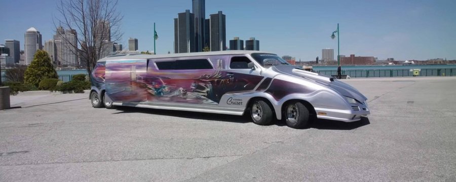 You Need To See This Crazy Custom 8-Wheel Conversion Van