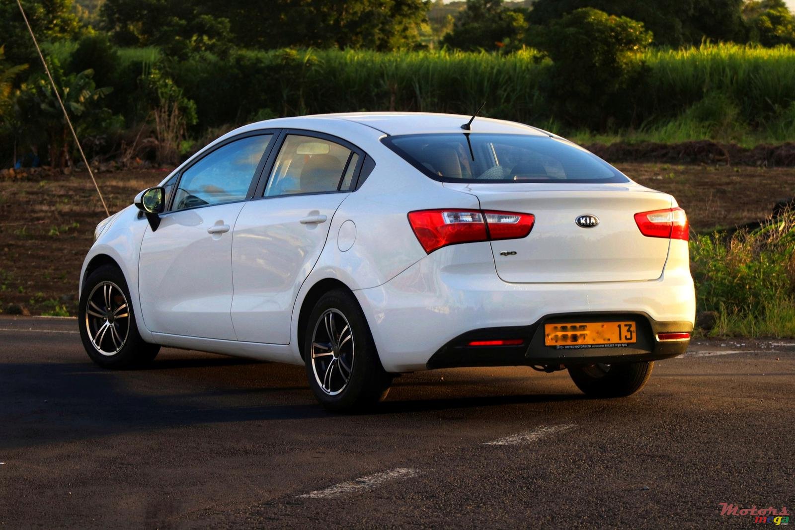 2013' Kia Rio photo #1