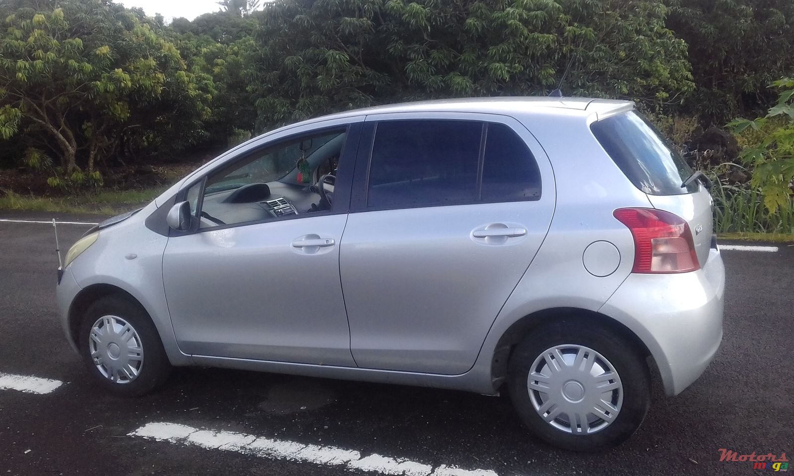 2007' Toyota Vitz nil photo #4