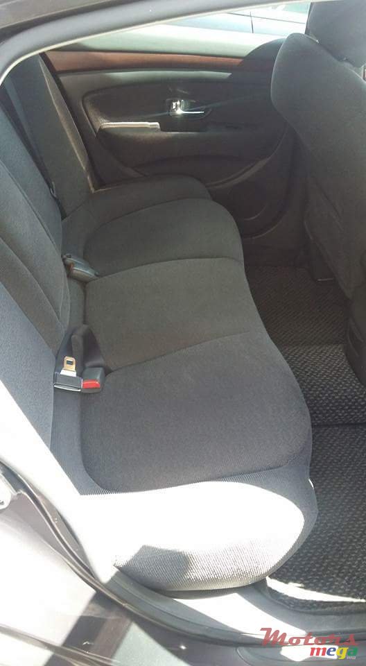 2008' Nissan Bluebird photo #4