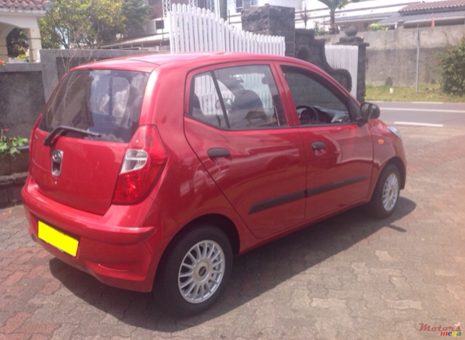 2013' Hyundai i10 photo #6