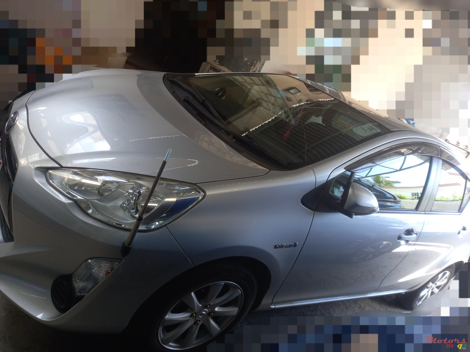 2016' Toyota Aqua photo #2