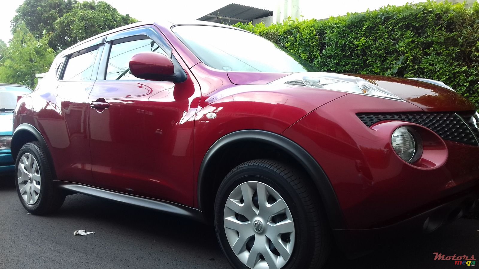 2012' Nissan Juke photo #1