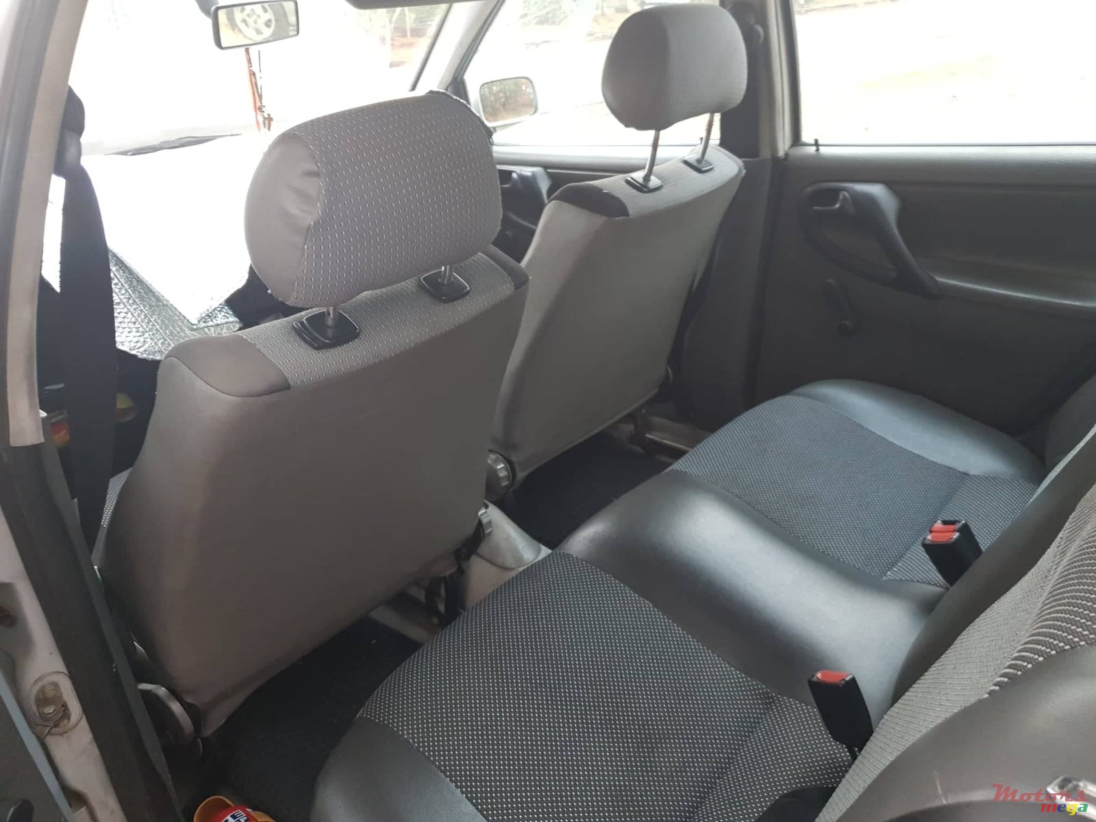 1999' Volkswagen Polo photo #5