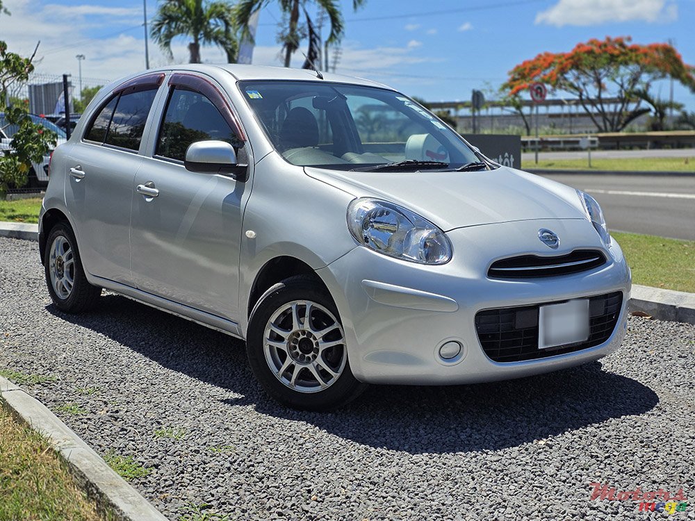 2011' Nissan March photo #1