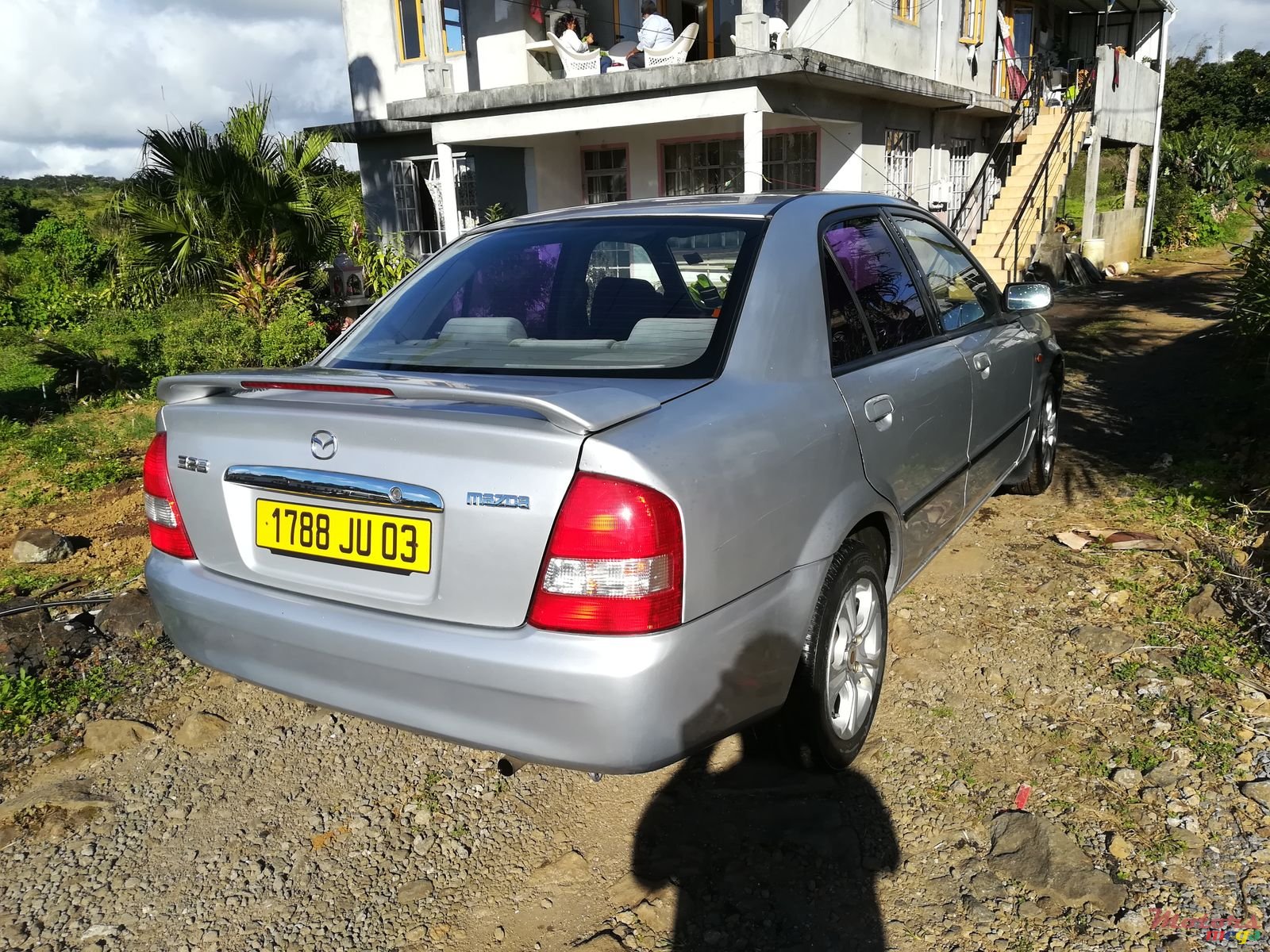 2003' Mazda 323 NIL photo #2