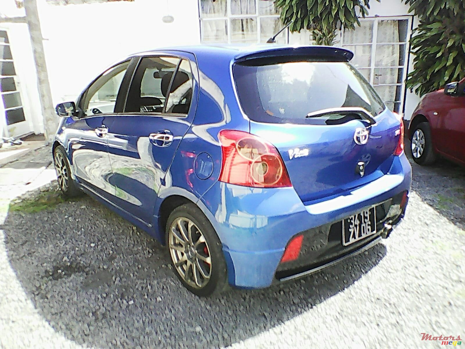 2006' Toyota Vitz RS AUTOMATIC photo #2