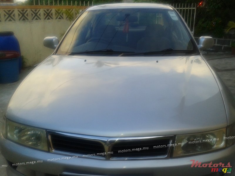 1998' Mitsubishi photo #3
