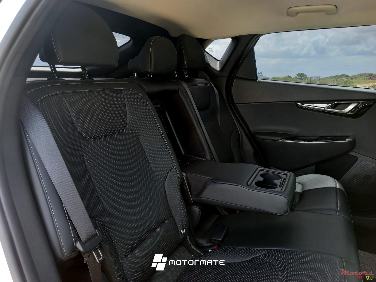 2022' Kia EV6 photo #4