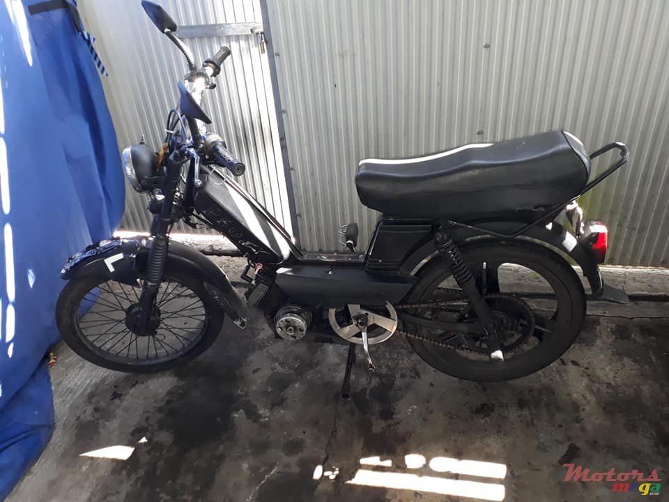 1995' Peugeot p50 photo #4