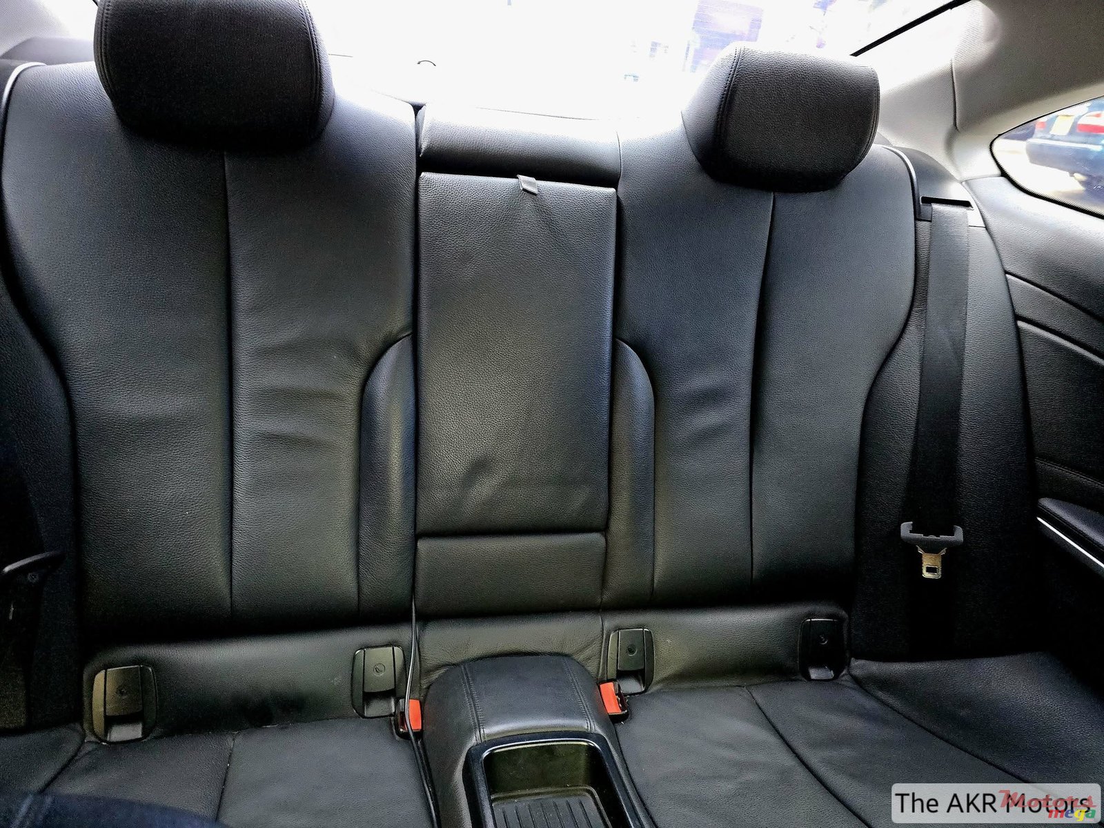 2015' BMW 420 M4 photo #5