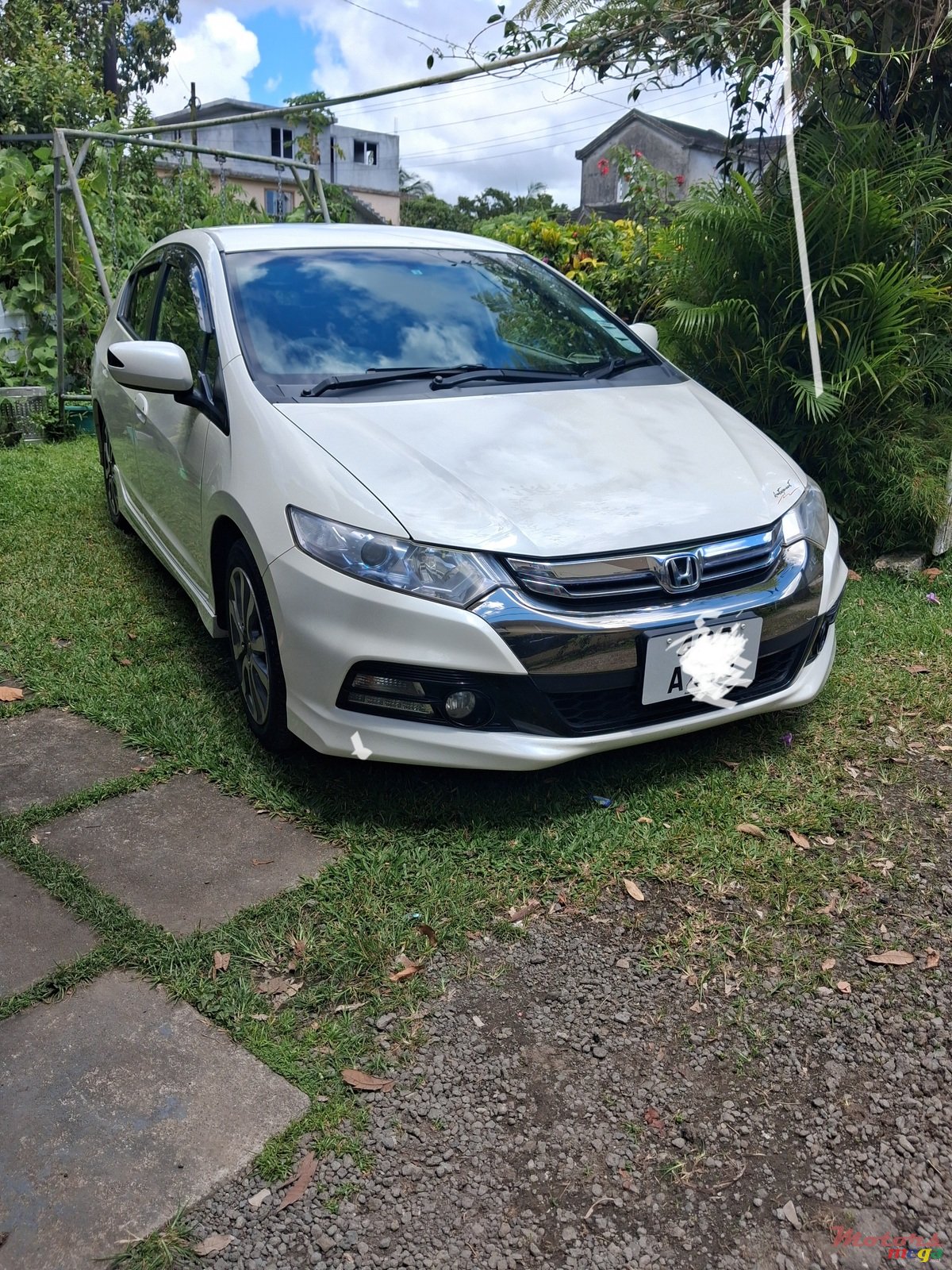 2012' Honda Insight photo #2