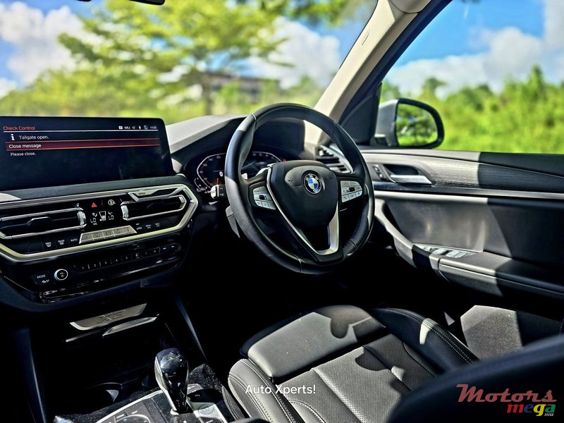 2023' BMW X3 photo #6