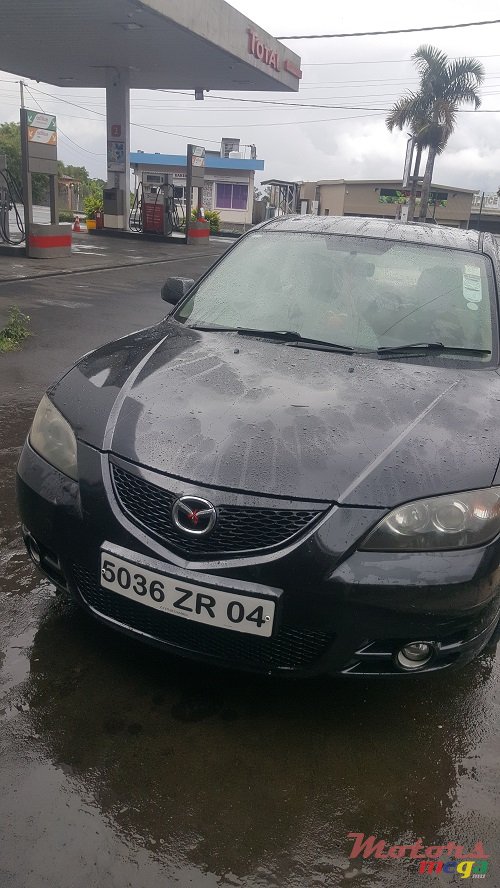 2004' Mazda 3 photo #1