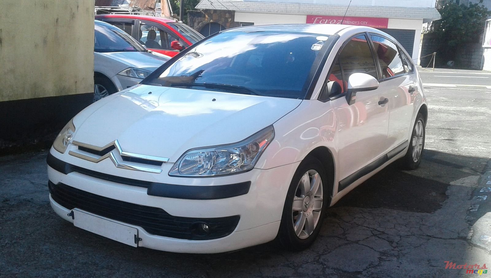 2006' Citroen C4 photo #2