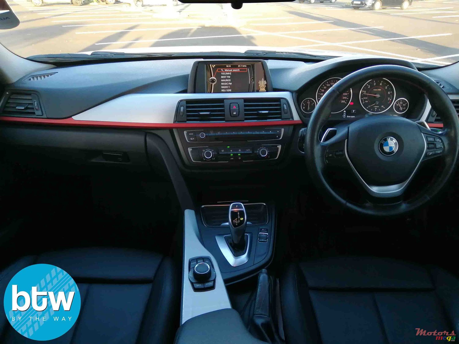 2012' BMW 320 photo #6