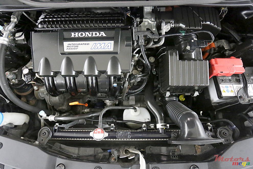 2012' Honda Insight photo #3