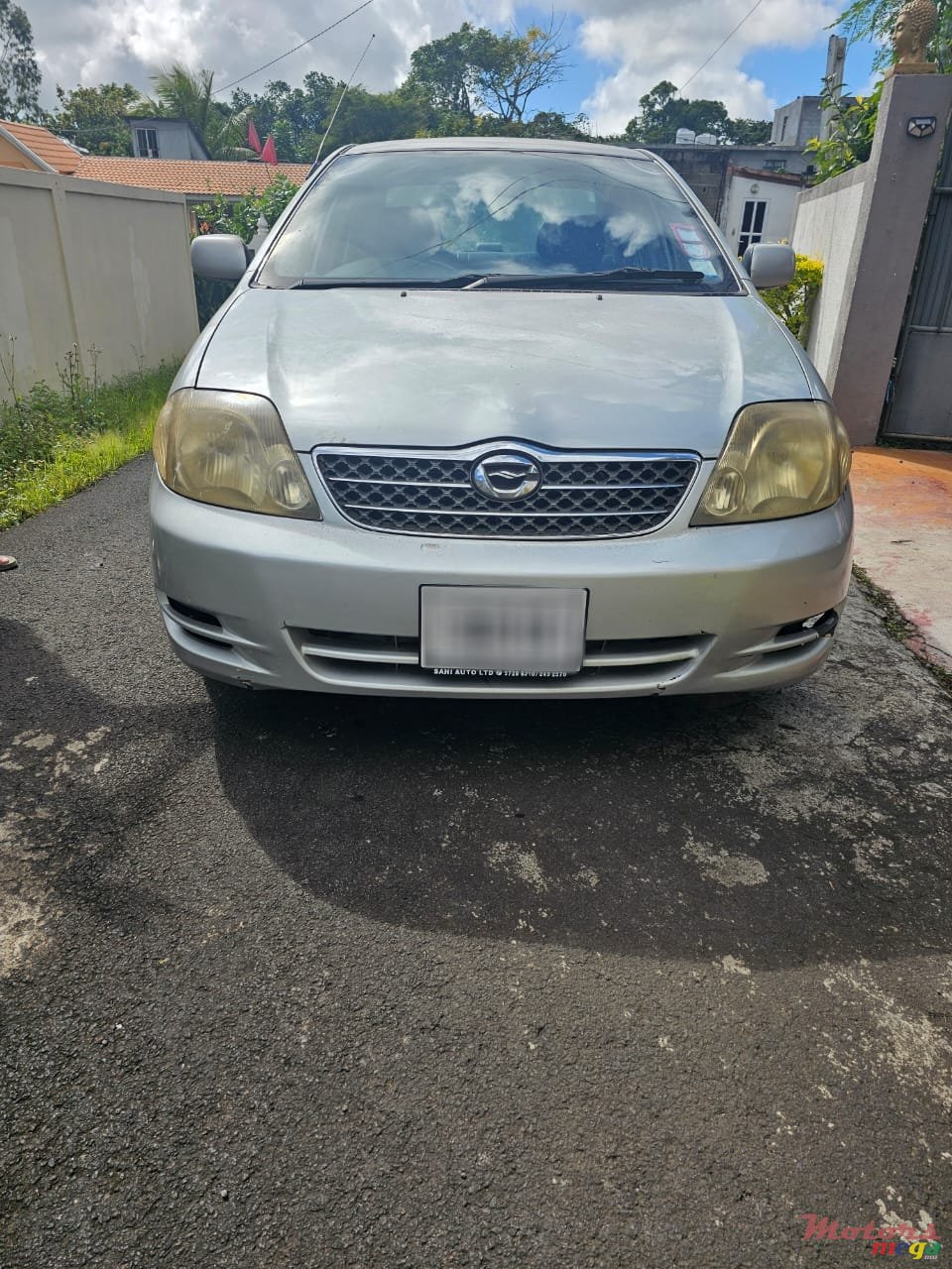 2002' Toyota Corolla Nze photo #1