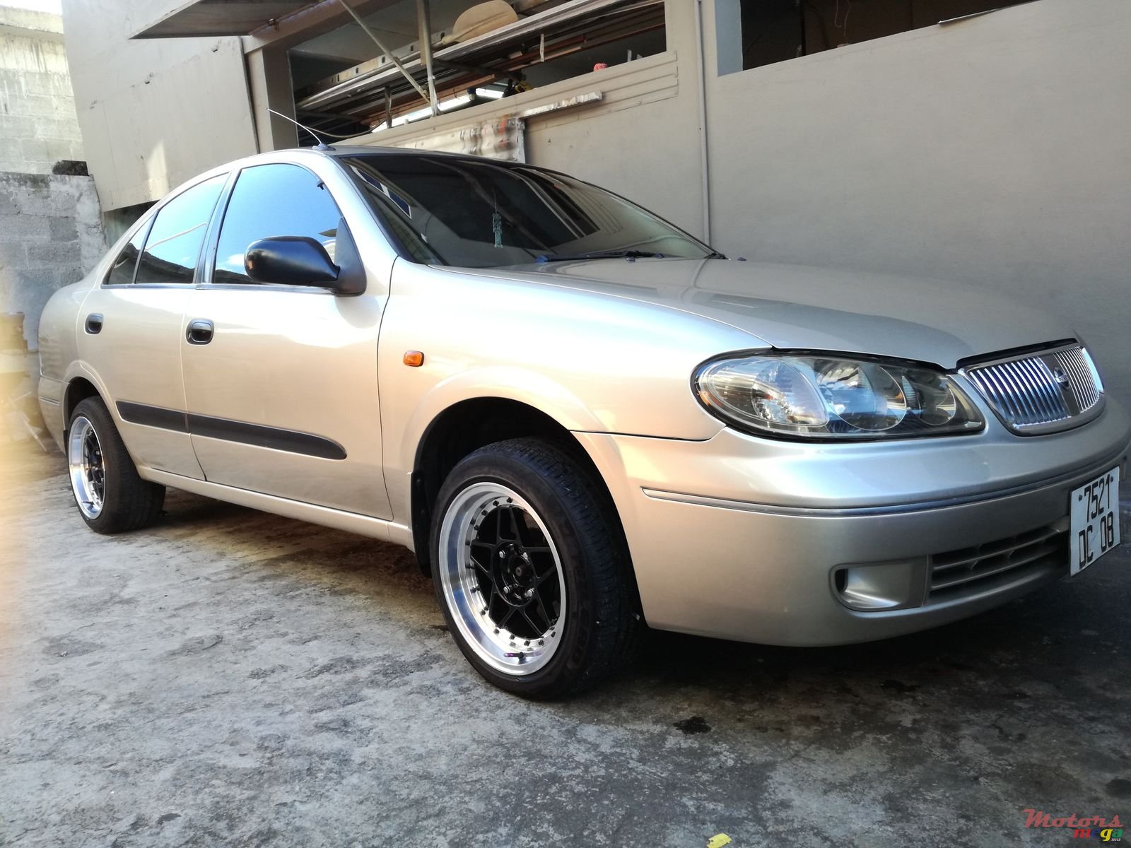 2008' Nissan Almera photo #1