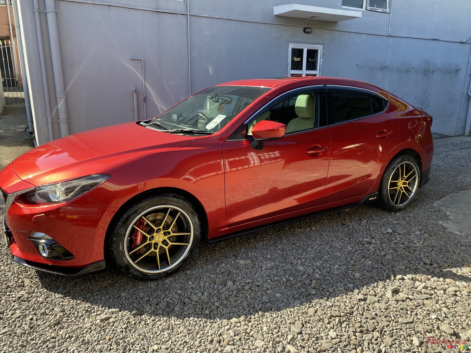 2015' Mazda 3 photo #1